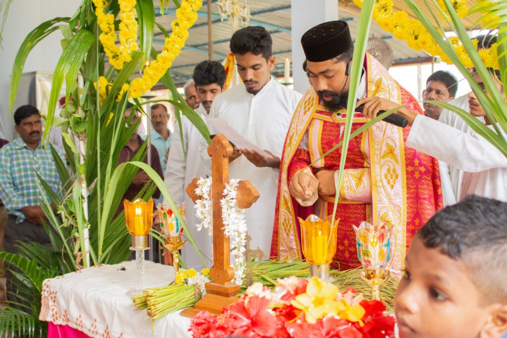 ಕೊಳಲಗಿರಿ – ಅಮ್ಮುಂಜೆ – ಅತಿ ಪರಿಶುದ್ಧ ಕನ್ಯಾಮರಿಯ ಹುಟ್ಟುಹಬ್ಬ (ಕದಿರು ಹಬ್ಬ)ವನ್ನು ವಿಜೃಂಭಣೆಯಿಂದ ಆಚರಿಸಲಾಯಿತು