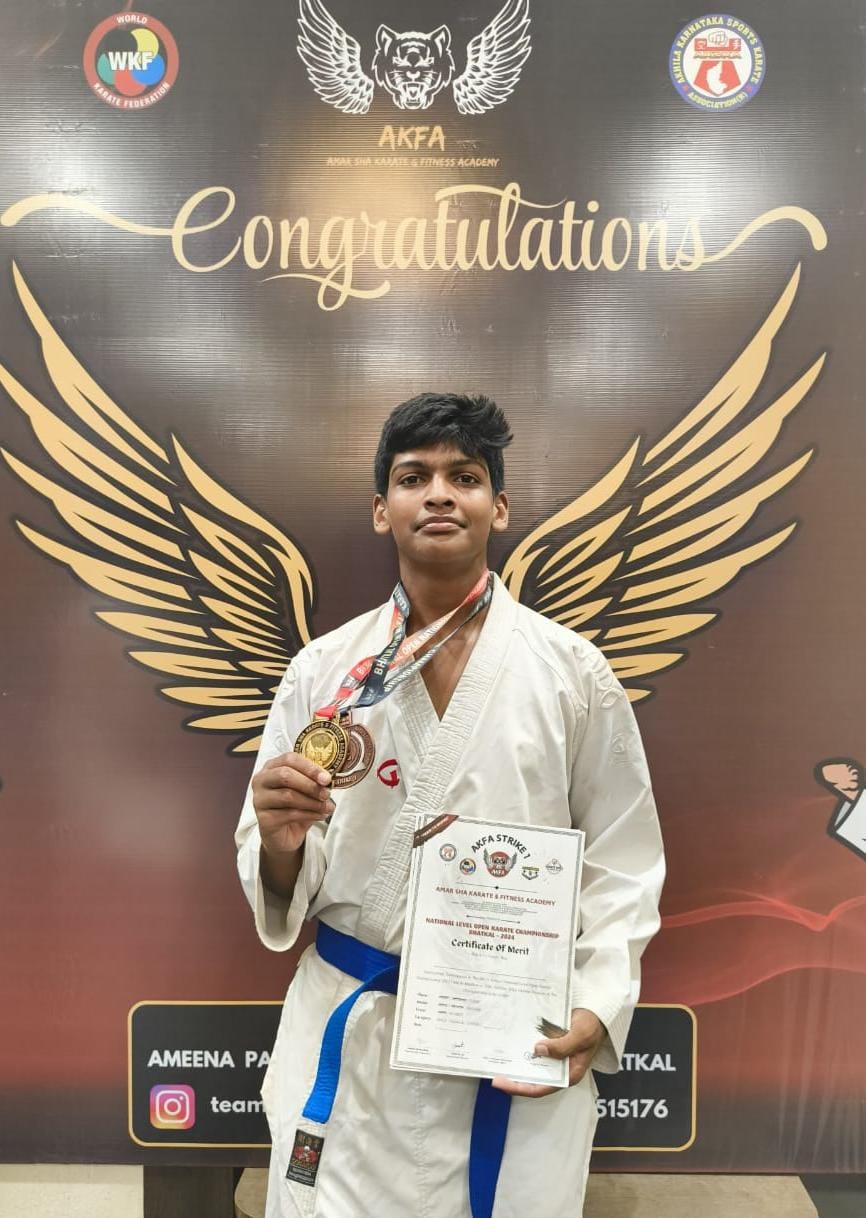 ರಾಷ್ಟ್ರ ಮಟ್ಟದ ಕರಾಟೆ ಚಾಂಪಿಯನ್ ಶಿಪ್ ನಲ್ಲಿ ಶ್ರೀ ವೆಂಕಟರಮಣ ಪದವಿ ಪೂರ್ವ ಕಾಲೇಜಿನ ವಿದ್ಯಾರ್ಥಿ ಅಕ್ಷಯ್ ಗೆ 1 ಚಿನ್ನ ಮತ್ತು 1 ಕಂಚು.