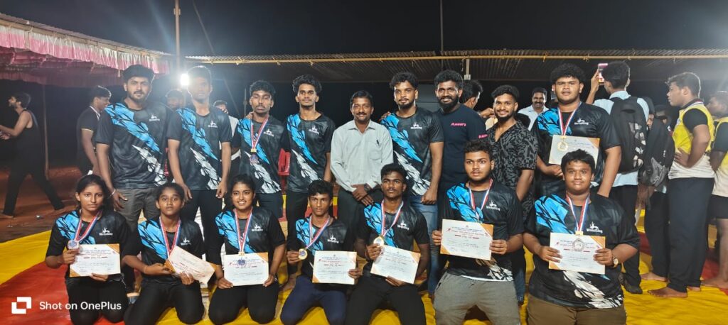 ಜಿಲ್ಲಾ ಮಟ್ಟದ ಕುಸ್ತಿ ಪಂದ್ಯಾಟ ಹೆಮ್ಮಾಡಿ . ಎಸ್ಎಂಎಸ್ ಪದವಿ ಪೂರ್ವ ಕಾಲೇಜಿನ ವಿದ್ಯಾರ್ಥಿಗಳಿಗೆ ಚಿನ್ನದ ಪದಕ ಹಾಗೂ ರಾಜ್ಯಮಟ್ಟಕ್ಕೆ ಆಯ್ಕೆ