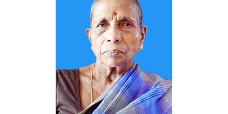 ನಾಟಿ ವೈದ್ಯೆ ಲೀಲಾವತಿ ಪೂಜಾರಿ ಅವರಿಗೆ ಕರ್ನಾಟಕ ಜಾನಪದ ಪ್ರಶಸ್ತಿ.