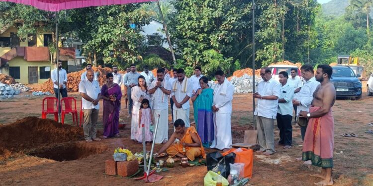 ಕಿಯಾ ಕಾರು ಮಳಿಗೆ- ಭೂಮಿ ಪೂಜೆ