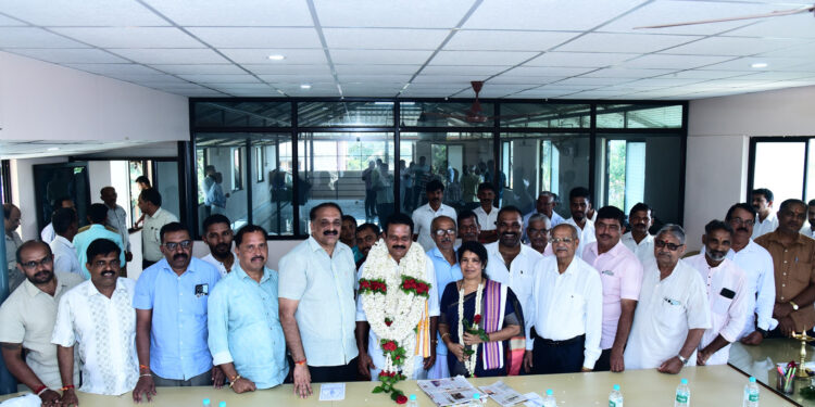 ವಿಟ್ಲ ಪ್ರಾಥಮಿಕ ಕೃಷಿ ಪತ್ತಿನ ಸಹಕಾರ ಸಂಘದ ಆಡಳಿತ ಮಂಡಳಿಯ ನೂತನ ಪದಾಧಿಕಾರಿಗಳ ಪದಗ್ರಹಣ..!!