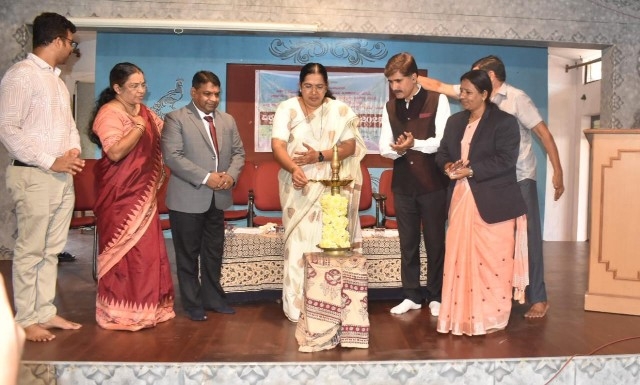 ಗ್ರಾಹಕರು ವಸ್ತುಗಳನ್ನು ಖರೀದಿಸುವಾಗ ಎಚ್ಚರ ವಹಿಸಬೇಕು : ಜಿಲ್ಲಾಧಿಕಾರಿ ಡಾ. ಕೆ ವಿದ್ಯಾಕುಮಾರಿ
