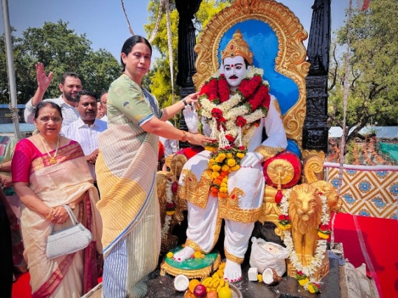 ಬಸವಣ್ಣನ ತತ್ವ ಆದರ್ಶಗಳು ಆಚರಣೆಗೆ ಸೀಮಿತವಾಗಬಾರದು : ಸಚಿವೆ ಲಕ್ಷ್ಮೀ ಹೆಬ್ಬಾಳಕರ್