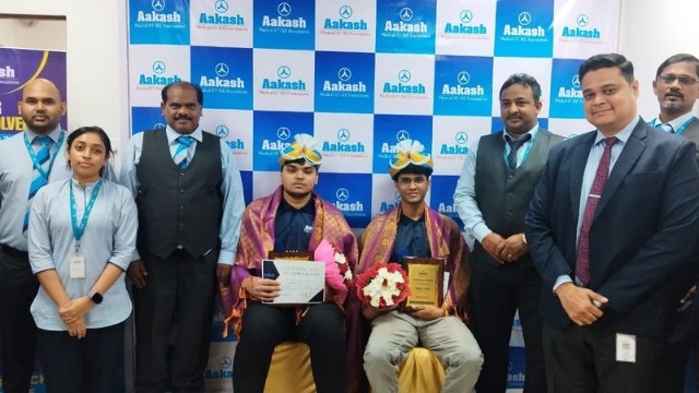 ಉಡುಪಿ: ನೀಟ್ ಸಾಧಕರಿಗೆ ಸನ್ಮಾನ