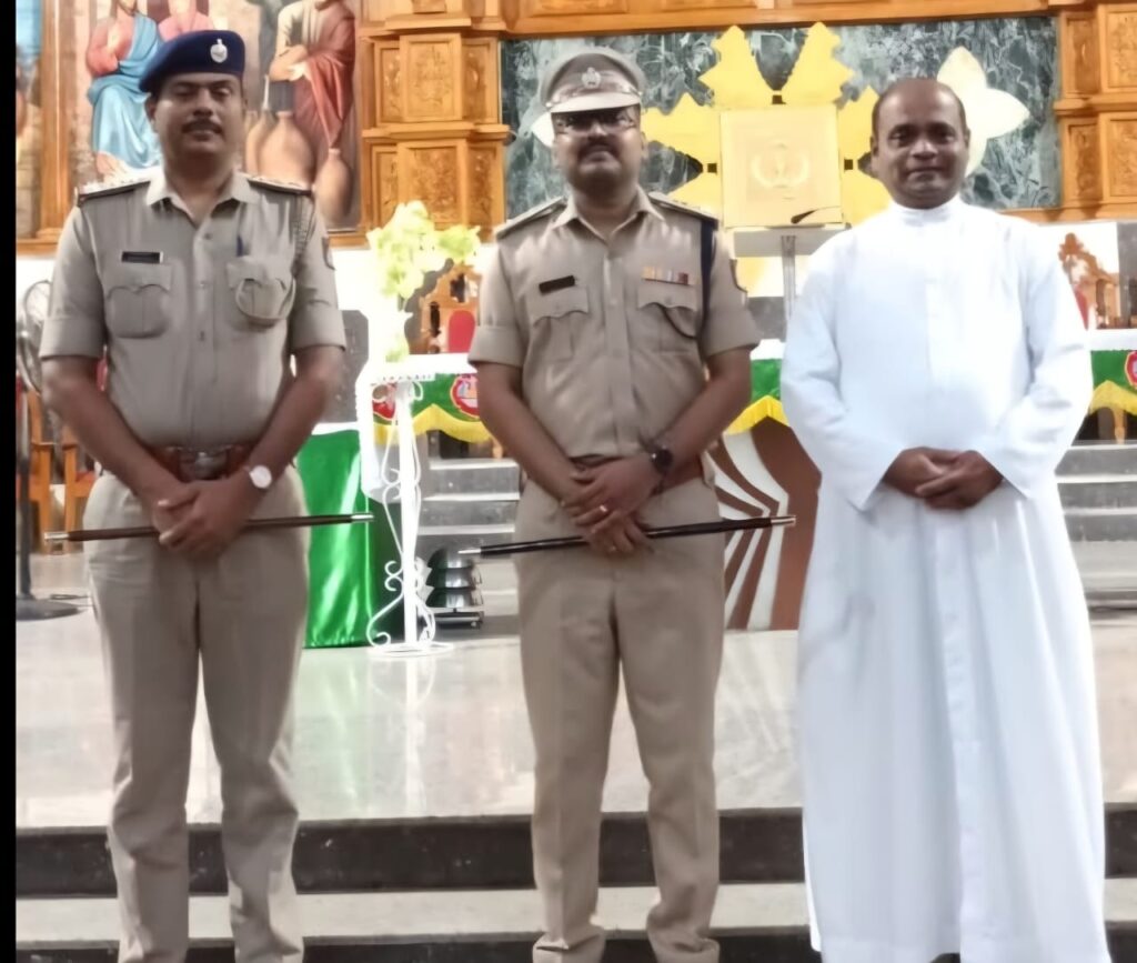 ಉಡುಪಿ ಪೊಲೀಸ್ ವರಿಷ್ಠಾಧಿಕಾರಿ ಶ್ರೀ ಹರಿರಾಮ್ ಶಂಕರ್ ಅವರು ಪೆರಂಪಳ್ಳಿ ಫಾತಿಮಾ ದೇವಾಲಯ ಭೇಟಿ ನೀಡಿದರು.