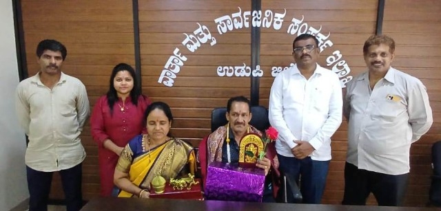ಉಡುಪಿ ವಾರ್ತಾ ಇಲಾಖೆಯ ಪ್ರೇಮಾನಂದ್ ರಾವ್ ರವರಿಗೆ ಸಿಬ್ಬಂದಿಗಳಿಂದ ಹೃದಯಸ್ಪರ್ಶಿ ಬೀಳ್ಕೊಡುಗೆ