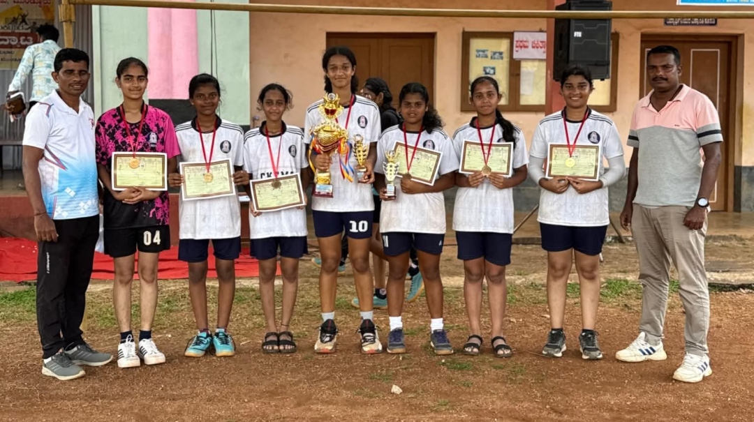 ಕ್ರೈಸ್ಟ್ ಕಿಂಗ್ ಕಾರ್ಕಳ ತಾಲೂಕು ಮಟ್ಟದ ವಾಲಿಬಾಲ್ ಪಂದ್ಯಾಟದಲ್ಲಿ ಪ್ರೌಢಶಾಲಾ ವಿಭಾಗದ ಬಾಲಕಿಯರ ತಂಡ ಪ್ರಥಮ ಸ್ಥಾನ ಪಡೆದು ಉಡುಪಿ ಜಿಲ್ಲಾ ಮಟ್ಟದ ಪಂದ್ಯಾಟಕ್ಕೆ ಆಯ್ಕೆ