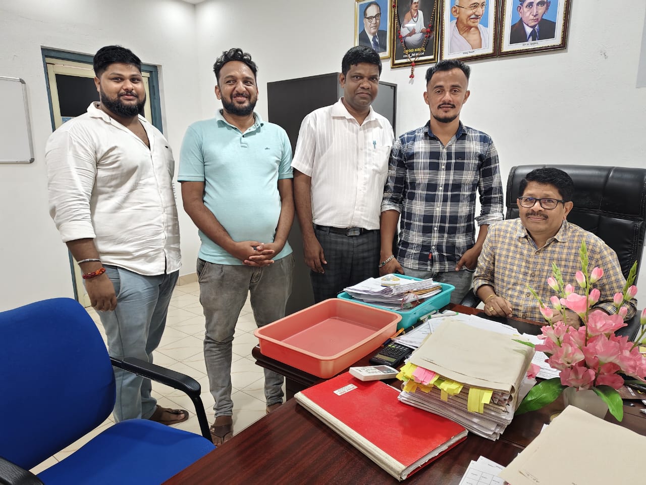 ಶಿರ್ವ ಗ್ರಾಮೀಣ ಕಾಂಗ್ರೆಸ್ ನಿಯೋಗದಿಂದ ಪಿಡಬ್ಲ್ಯೂಡಿ ಇಂಜಿನಿಯರ್ ಬೇಟಿ