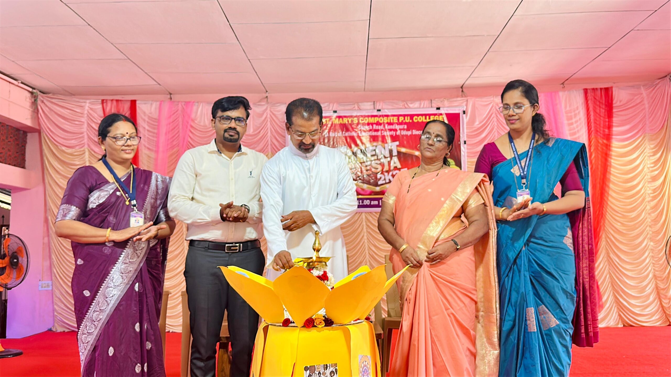 ಸೆಂಟ್ ಮೇರೀಸ್ ಪದವಿಪೂರ್ವ ಕಾಲೇಜಿನಲ್ಲಿ ವಿದ್ಯಾರ್ಥಿಗಳಲ್ಲಿ ಅಡಗಿರುವ ಪ್ರತಿಭೆ ಹೊರ ಸೂಸಲು Talent Fiesta-2025