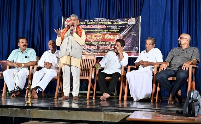ಯಕ್ಷಗಾನ ಉಳಿಸಿ ಬೆಳೆಸಲು ಯಕ್ಷಗಾನ ಅಕಾಡೆಮಿ ಜೊತೆಗೆ ಕೈ ಜೋಡಿಸಿ : ಡಾ.ತಲ್ಲೂರು ಮನವಿ