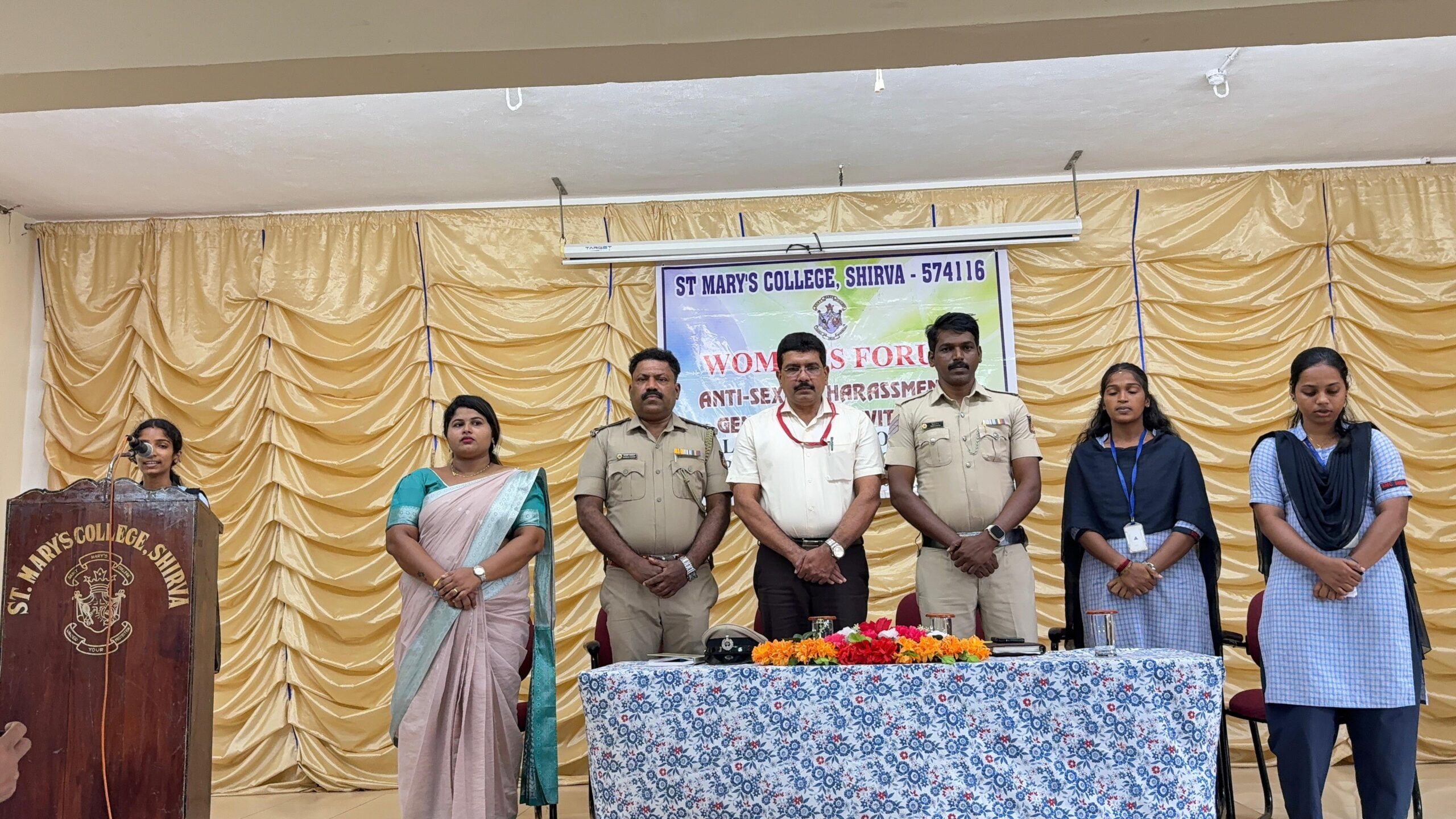 ಸೇಂಟ್ ಮೇರಿಸ್ ಕಾಲೇಜಿನಲ್ಲಿ ಕಾನೂನು ಜಾಗೃತಿ ಕಾರ್ಯಕ್ರಮ