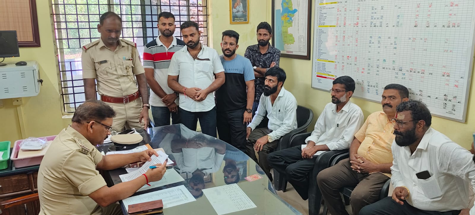 ಛಾಯಾಗ್ರಾಹಕರಿಗೆ ಅವಹೇಳನ -ಫೋಟೋಗ್ರಾಫರ್ಸ್ ಅಸೋಸಿಯೇಷನ್‌ನಿಂದ ದೂರು