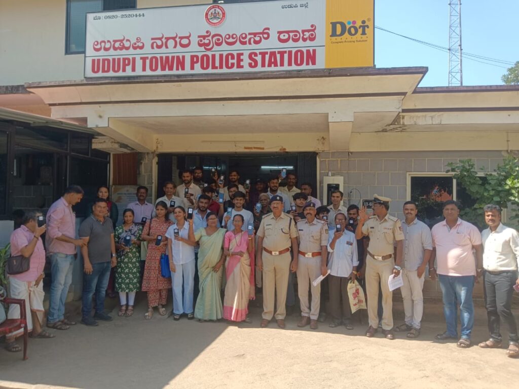 ಉಡುಪಿ:ಕಳೆದು ಹೋದ 60 ಮೊಬೈಲ್ ಹಸ್ತಾಂತರ