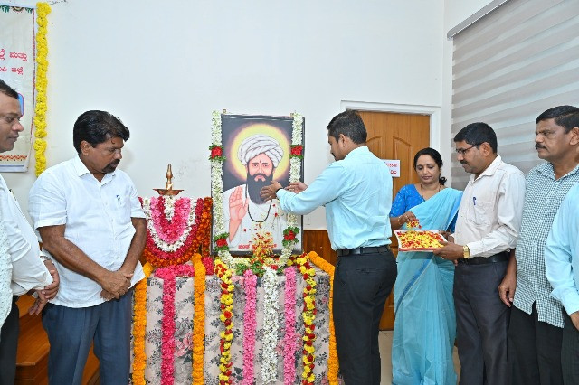 ಬಂಜಾರ ಸಮುದಾಯಕ್ಕೆ ಜ್ಞಾನದ ಬೆಳಕನ್ನು ನೀಡಿದವರು ಸಂತ ಸೇವಾಲಾಲರು : ಎಂ ಎ ಗಫೂರ್