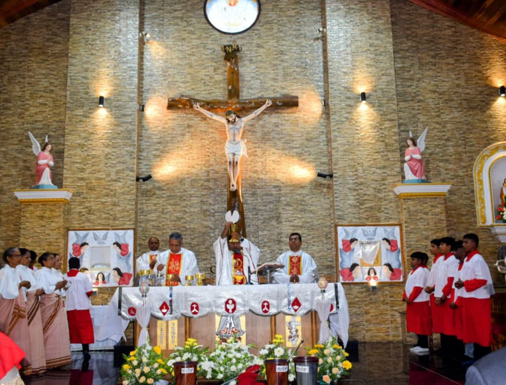 ಸೇಕ್ರೆಡ್ ಹಾರ್ಟ್ ದೇವಾಲಯ ಕೊಳಲಗಿರಿ ಸಹೋದರತ್ವದ ಭಾನುವಾರ ಆಚರಿಸಲಾಯಿತು