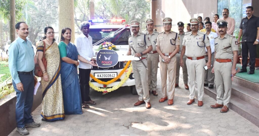 Konkan Railway Corporation Limited (KRCL) ಸಂಸ್ಥೆಯವರು,  ಜಿಲ್ಲಾ ಪೊಲೀಸ್ ಇಲಾಖೆಗೆ ಬೊಲೆರೋ ಜೀಪ್ ವಾಹನ ಹಸ್ತಾಂತರ