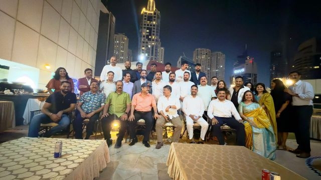 ದುಬಾಯಿ-ಯುಎಇ ; ಸಂಕಷ್ಟದ ವೇಳೆ ಪ್ರವಾಸಿಗರಿಗೆ ಆಪತ್ಬಾಂಧವನಾದ ‘ಕನ್ನಡಿಗಾಸ್ ಹೆಲ್ಪ್ ಲೈನ್’ ನಮ್ಮಲ್ಲಿನ ಕೋಮು ಸೌಹಾರ್ದತೆ ತಾಯ್ನಾಡಿಗೂ ಹರಡಲಿ : ಡಾ| ರೊನಾಲ್ಡ್ ಕೊಲಾಸೋ