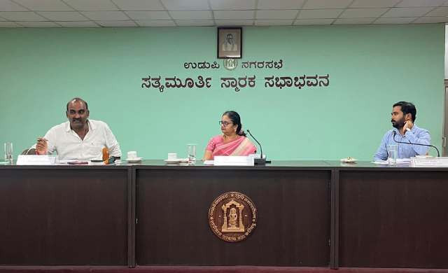 ಉಡುಪಿ ನಗರಸಭೆ: ಮಳೆಗಾಲದ ಪೂರ್ವ ಸಿದ್ಧತೆಗಳ ಬಗ್ಗೆ ಸಭೆ