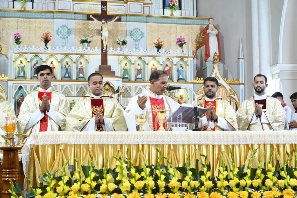 ಶಿರ್ವ: ಆರೋಗ್ಯ ಮಾತೆಯ ದೇವಾಲಯದಲ್ಲಿ ಈಸ್ಟರ್ ಸಂಭ್ರಮಾಚರಣೆ*