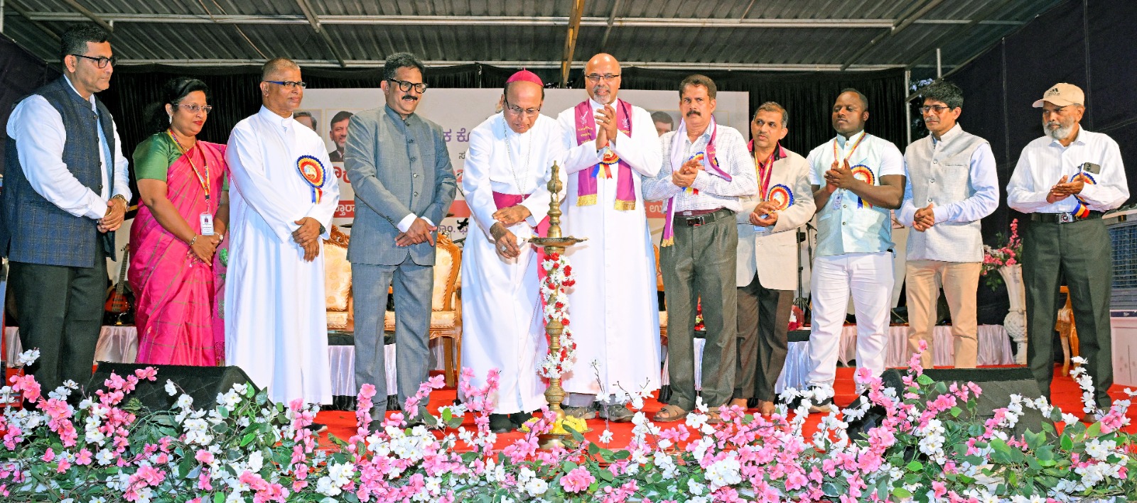 ಕರ್ನಾಟಕ ಕೊಂಕಣಿ ಸಾಹಿತ್ಯ ಅಕಾಡೆಮಿ : ವರ್ಷದ ಗೌರವ ಮತ್ತು ಪುಸ್ತಕ ಪ್ರಶಸ್ತಿ ಪ್ರಧಾನ