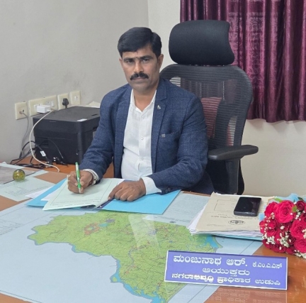 ಉಡುಪಿ ನಗರಾಭಿವೃದ್ಧಿ ಪ್ರಾಧಿಕಾರದ ನೂತನ ಆಯುಕ್ತರಾಗಿ ಮಂಜುನಾಥ ಆರ್. ಅಧಿಕಾರ ಸ್ವೀಕಾರ