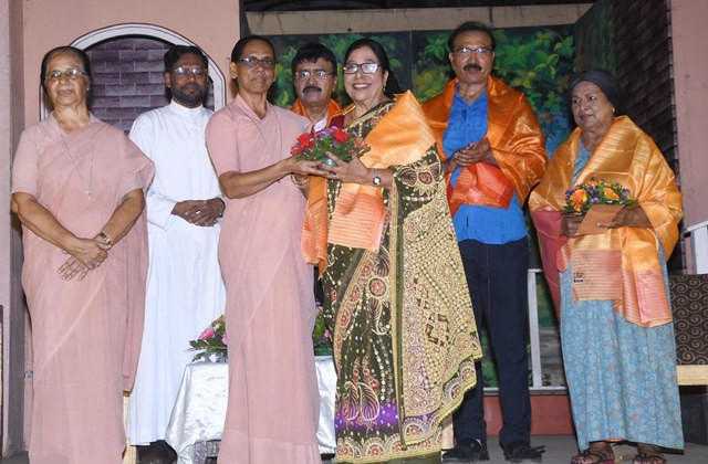 ೯೮ನೇ ಪ್ರದರ್ಶನಗೈದ ‘ಮ್ಹಾತಾರೊ ಚರ್ಬೆಲಾ’ ಕೊಂಕಣಿ ಹಾಸ್ಯಮಯ ನಾಟಕ