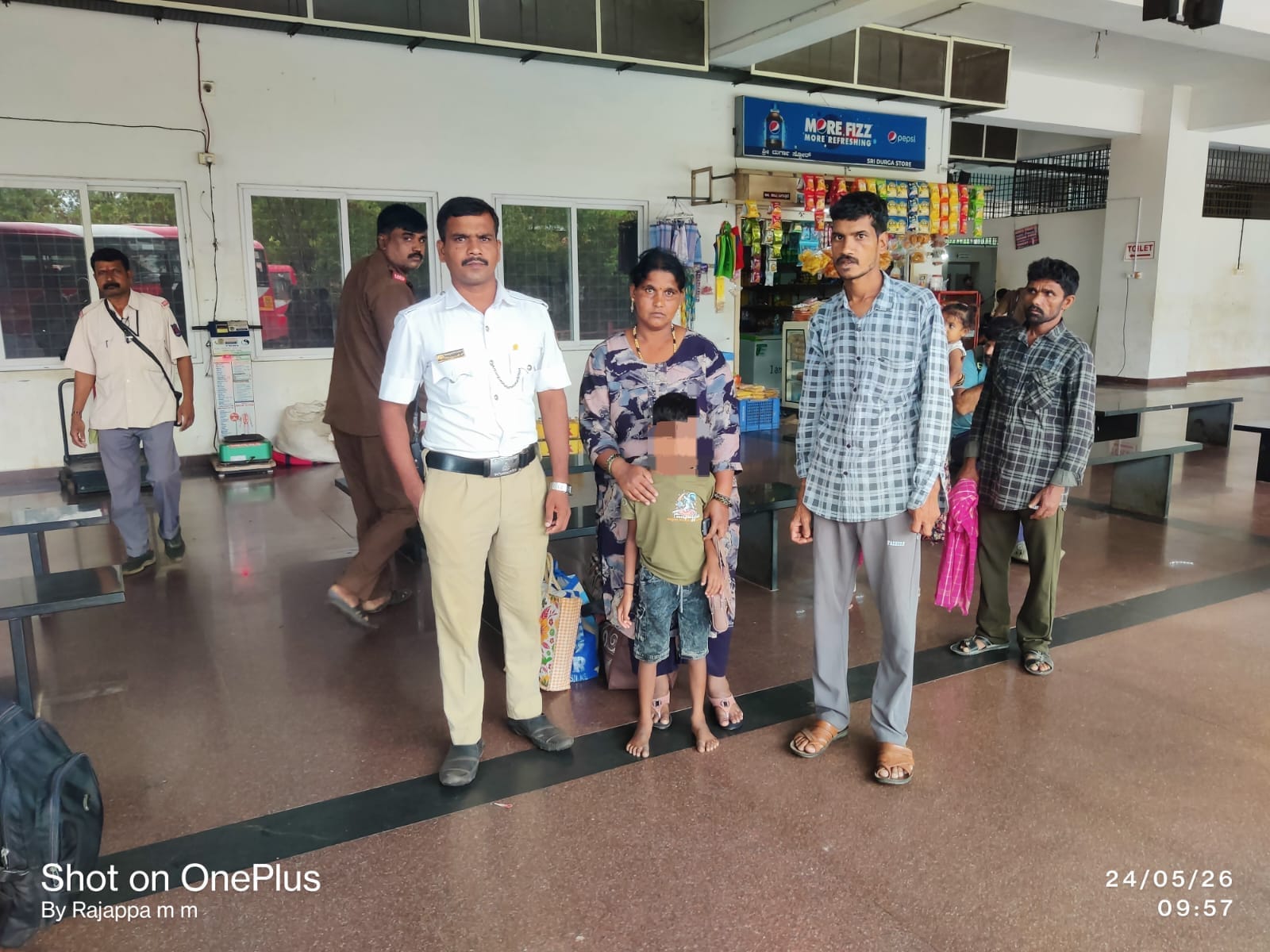 ಉಡುಪಿಯಲ್ಲಿ ಮಾನವೀಯತೆ ಮೆರೆದ ಖಾಕಿ: 6 ವರ್ಷದ ಮಗುವಿನ ಪುನರ್ಮಿಲನಕ್ಕೆ ಕಾರಣರಾದ ರಾಜಪ್ಪ