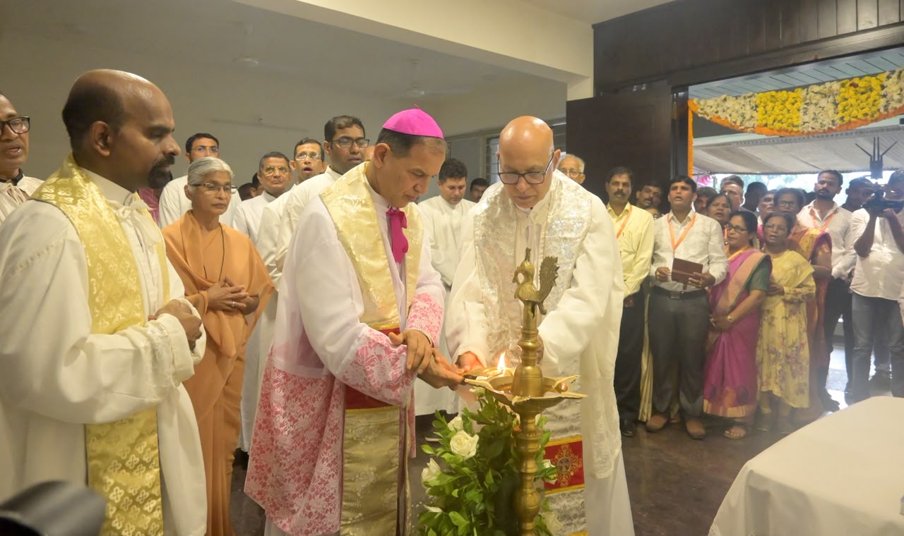 ದೇವರ ಪ್ರೀತಿಯಲ್ಲಿ ಯಾವುದೇ ಸ್ವಾರ್ಥವಿಲ್ಲ : ಉಡುಪಿ ಬಿಷಪ್ ಲೆಸ್ಲಿ ಕ್ಲಿಫರ್ಡ್ ಡಿಸೋಜಾ