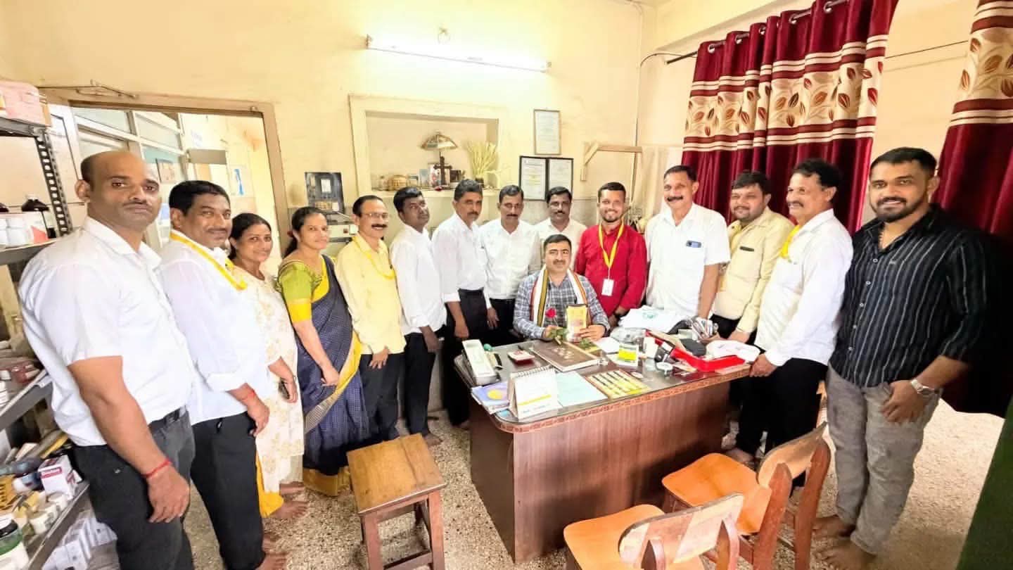 ವಿಶ್ವ ವೈದ್ಯರ ದಿನಾಚರಣೆ: ಉಪ್ಪಿನಂಗಡಿಯ ವೈದ್ಯರಿಗೆ ಯುವವಾಹಿನಿ (ರಿ.) ಉಪ್ಪಿನಂಗಡಿ ಘಟಕದಯಿಂದ ಗೌರವ..