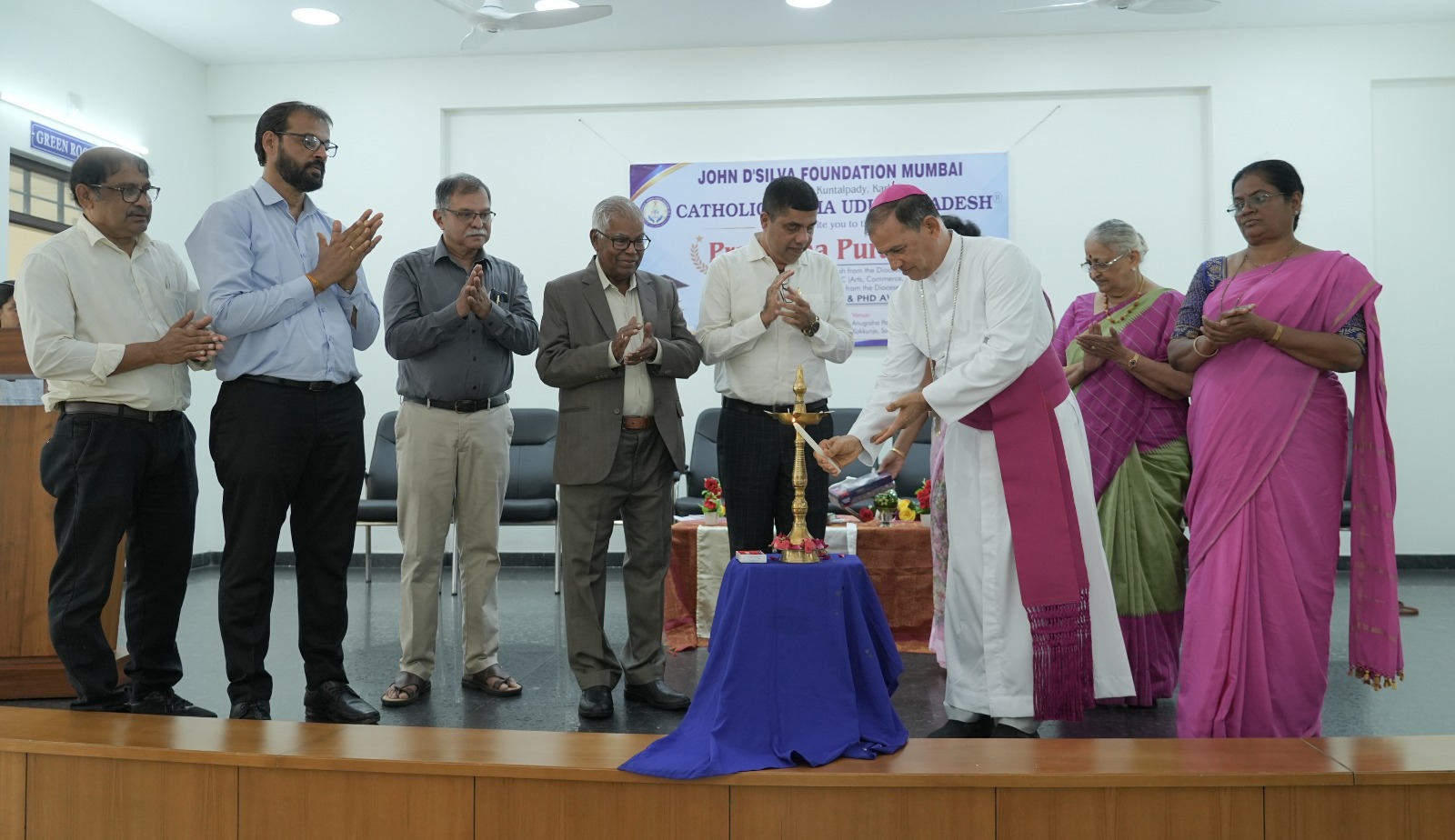 ಕಥೊಲಿಕ್ ಸಭಾ ಉಡುಪಿ ಪ್ರದೇಶ ಮತ್ತು ಜಾನ್ ಡಿಸಿಲ್ವಾ ಫೌಂಡೇಶನ್ ವತಿಯಿಂದ ಪ್ರತಿಭಾ ಪುರಸ್ಕಾರ