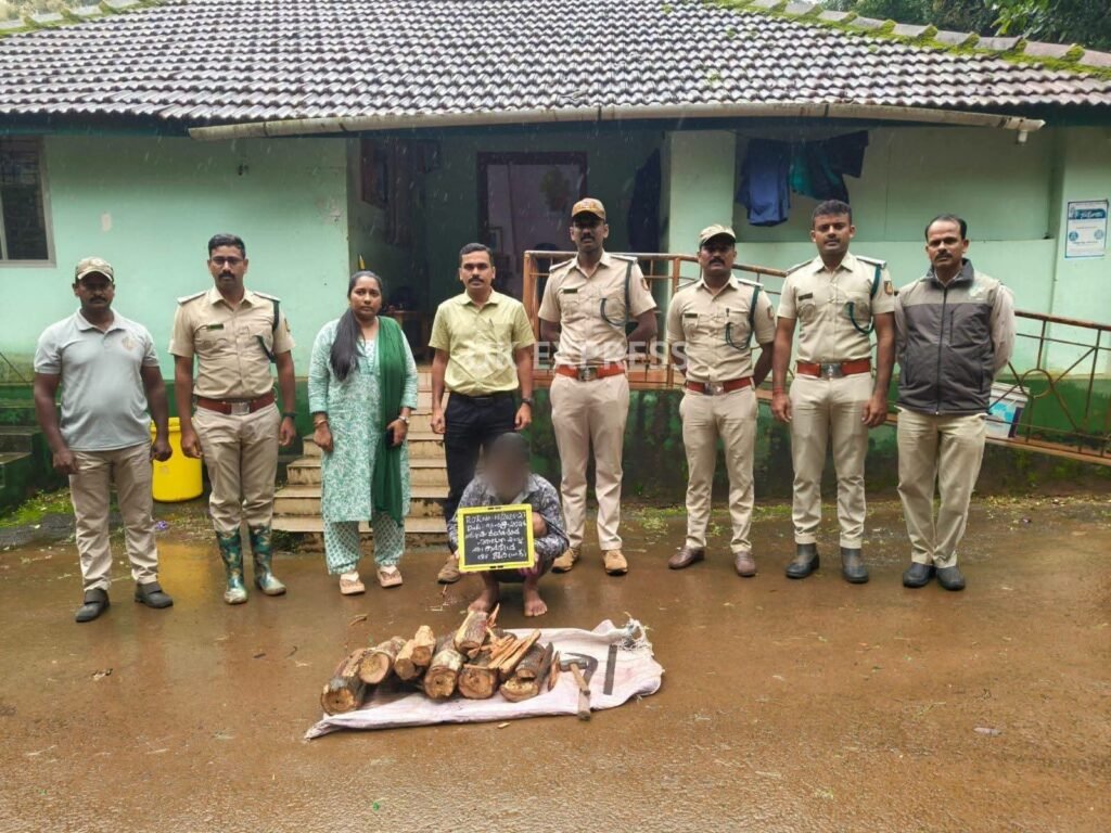 ಅಕ್ರಮವಾಗಿ ಶ್ರೀಗಂಧ ಕೆತ್ತನೆ: ಓರ್ವ ಆರೋಪಿ ಬಂಧನ, 33.390 ಕೆ.ಜಿ. ಶ್ರೀಗಂಧ ವಶ