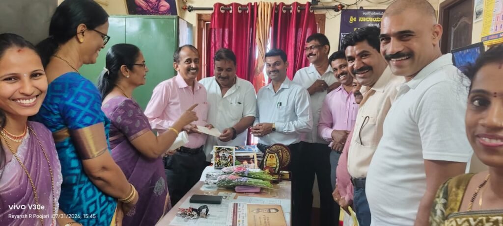 ಶ್ರೀ ನಾರಾಯಣ ಗುರು ಕನ್ನಡ ಮಾಧ್ಯಮ ಪ್ರೌಢಶಾಲೆ ಪಡುಬೆಳ್ಳೆ: ನೂತನ ಮುಖ್ಯ ಶಿಕ್ಷಕರಾಗಿ ಪಾಂಡುರಂಗ ಮಲ್ಯ ಅಧಿಕಾರ ಸ್ವೀಕಾರ