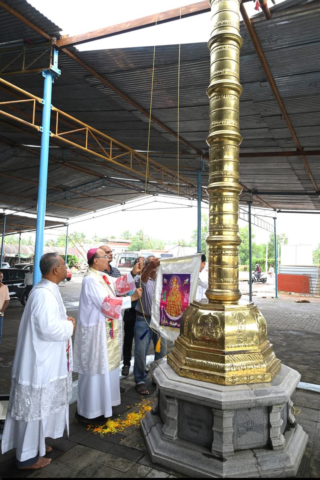 ಕಲ್ಮಾಡಿ ಚರ್ಚ್: ಪ್ರತಿಷ್ಠಾಪನೆಯ ವಾರ್ಷಿಕ ಮಹೋತ್ಸವದ ನವದಿನಗಳ ನೊವೆನಾ ಪ್ರಾರ್ಥನೆಗೆ ಚಾಲನೆ