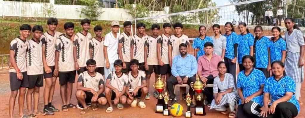 ಕುಂದಾಪುರ ತಾಲೂಕು ಮಟ್ಟದ ಥ್ರೋಬಾಲ್ ಪಂದ್ಯಾಟದಲ್ಲಿ ಶ್ರೀ ವೆಂಕಟರಮಣ ಪದವಿ ಪೂರ್ವ ಕಾಲೇಜಿನ ಬಾಲಕ-ಬಾಲಕಿಯರ ತಂಡ ಭರ್ಜರಿ ಜಯಭೇರಿಯೊಂದಿಗೆ ಜಿಲ್ಲಾ ಮಟ್ಟಕ್ಕೆ ಆಯ್ಕೆ