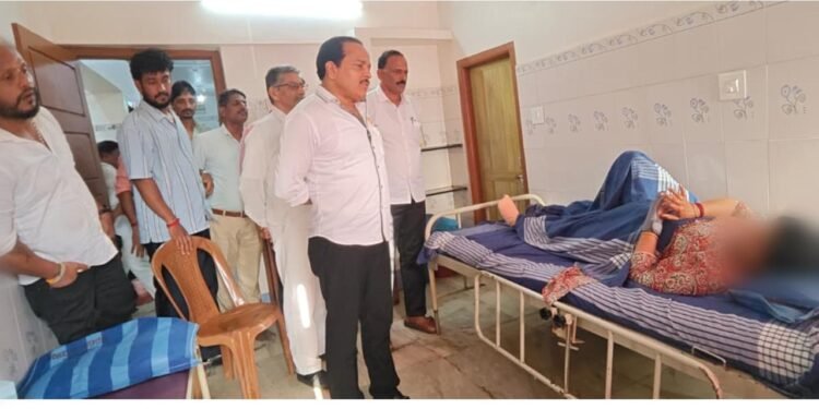 ದರ್ಬೆ ಅಹಿತಕರ ಘಟನೆ: ಗಾಯಾಳುವನ್ನು ಭೇಟಿ ಮಾಡಿ ಆರೋಗ್ಯ ವಿಚಾರಿಸಿದ ಶಾಸಕ ಅಶೋಕ್‌ ರೈ..!