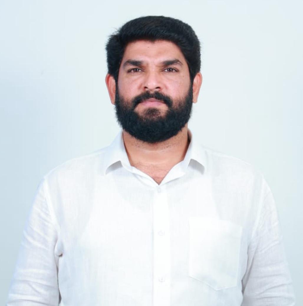 ಉಡುಪಿ ತ್ರಿವೇಣಿ ಸರ್ಕಲ್ ಬಳಿ ಇರುವ ಹೋಟೆಲ್‌ನಲ್ಲಿ ನಡೆದ ಕೊಲೆ ಸಂಚಿನ ಹಿಂದಿರುವ ಸಂಪೂರ್ಣ ಜಾಲ ಬಯಲಿಗೆಳೆಯಬೇಕು: SDPI